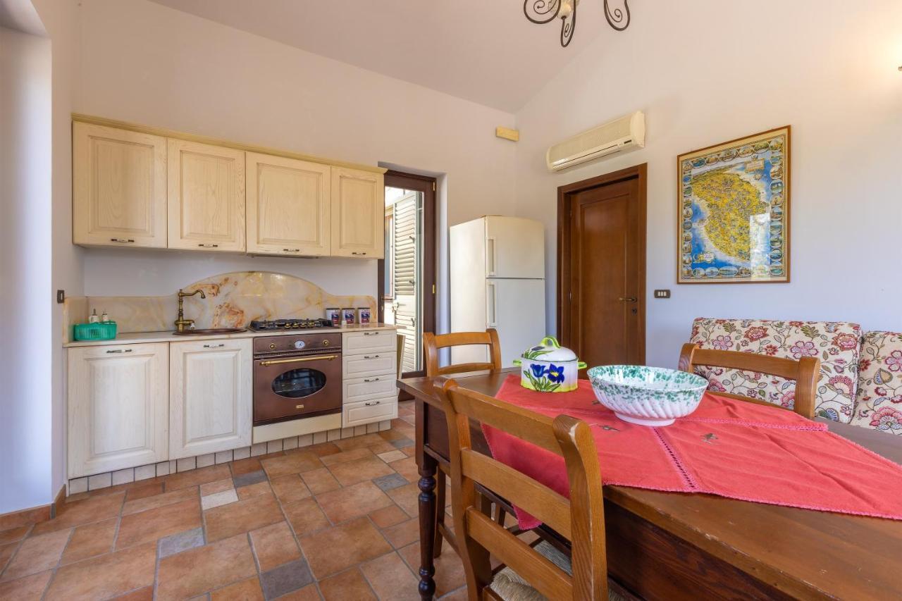 Bed and Breakfast Casa Ulmi Con Piscina Uggiano La Chiesa Zewnętrze zdjęcie